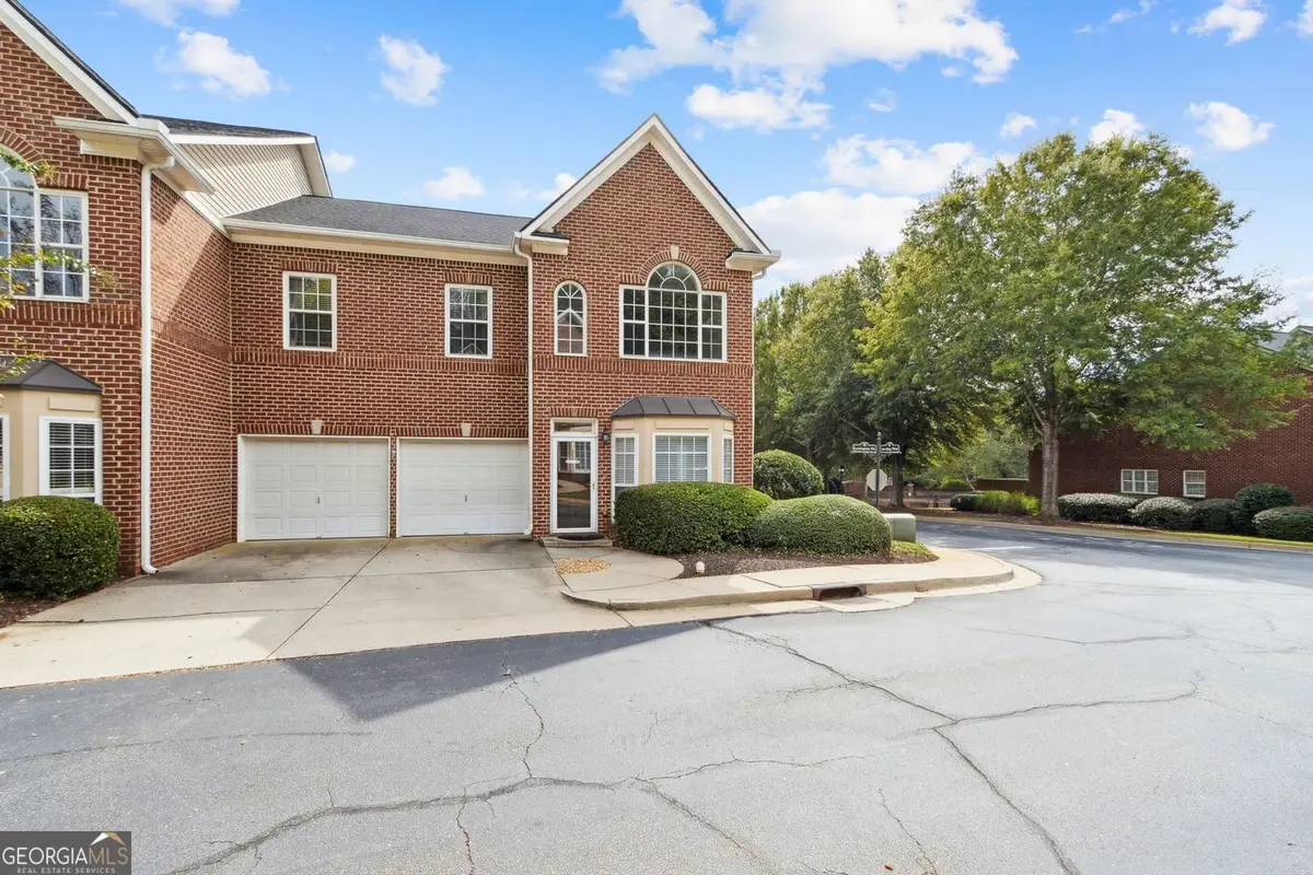 5000 Lexington Drive, Roswell, GA 30075 - Image #1