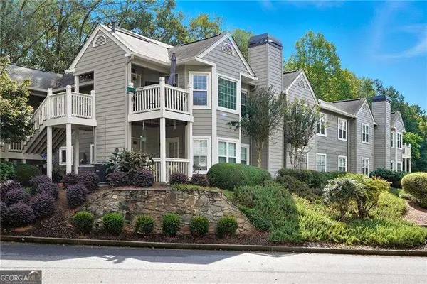 604 Mill Pond Road #604, Roswell, GA 30076
