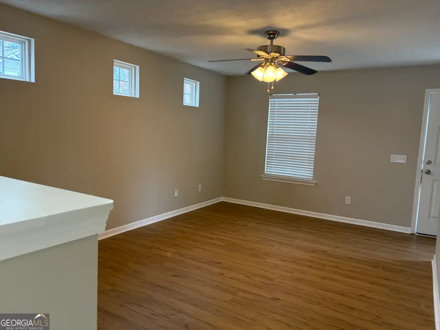 423 Royal Oak Drive, Acworth, GA 30102 - Image #2