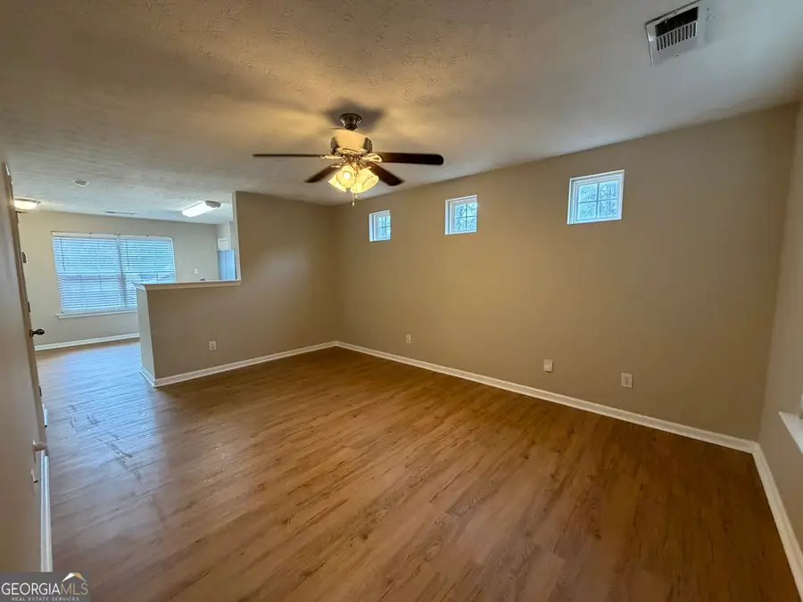 423 Royal Oak Drive, Acworth, GA 30102 - Image #3