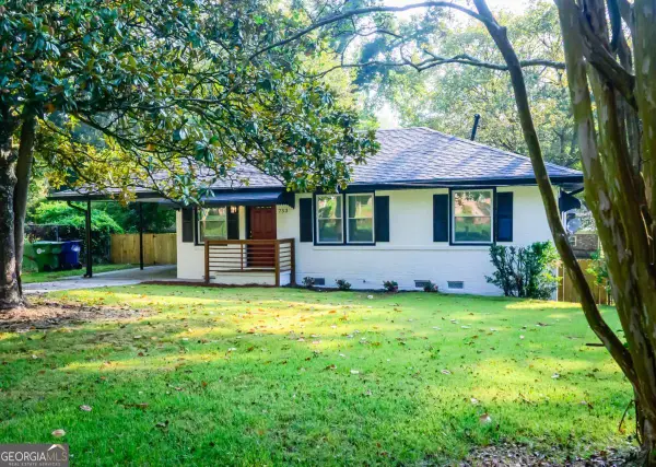 753 Commodore Drive, Atlanta, GA 30318