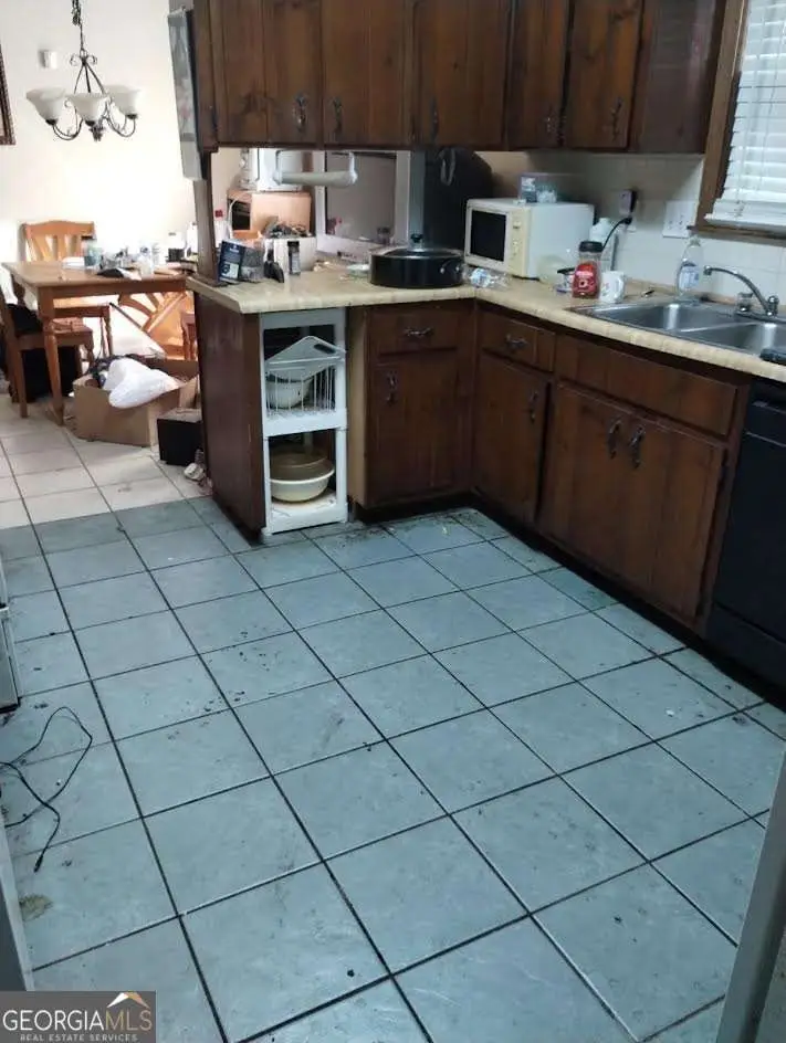 1383 Natchez Trace Sw, Marietta, GA 30008 - Image #3