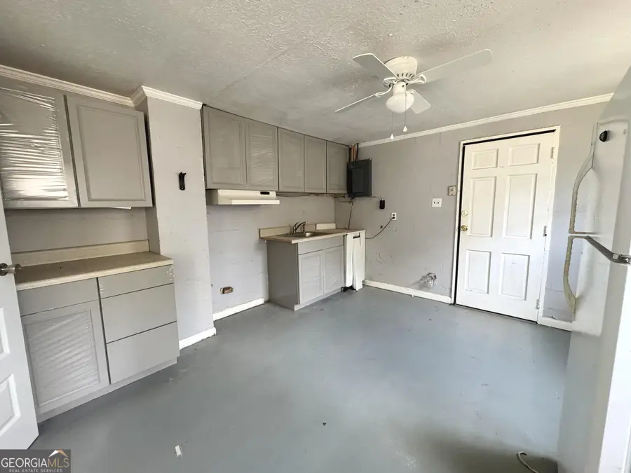 1418 E Roosevelt Avenue, Albany, GA 31705 - Image #2