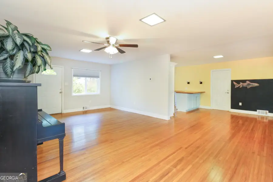 352 Greencrest Drive, Athens, GA 30605 - Image #2