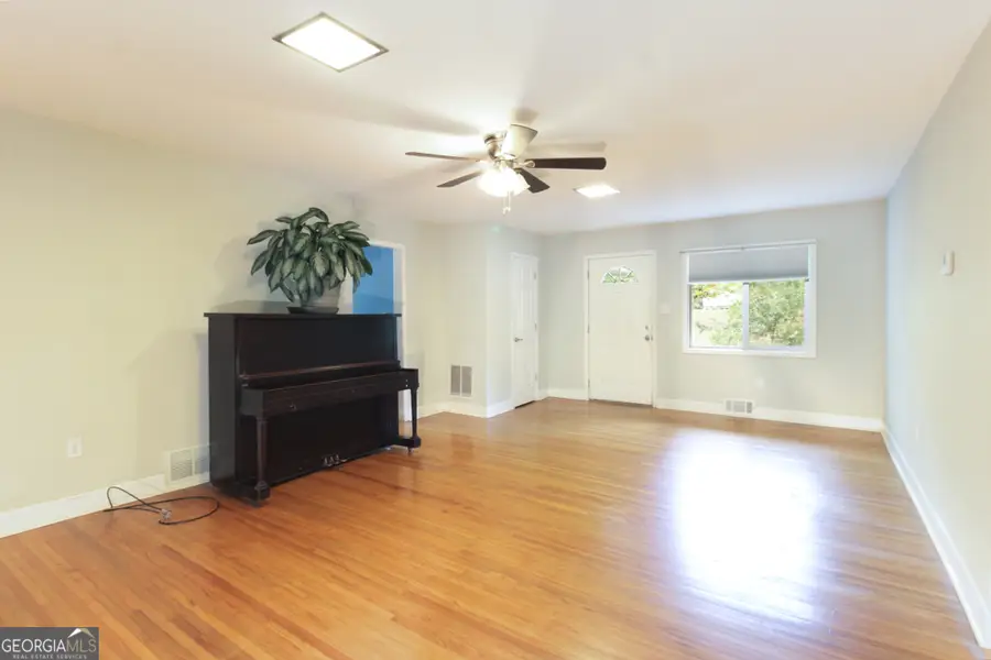 352 Greencrest Drive, Athens, GA 30605 - Image #3