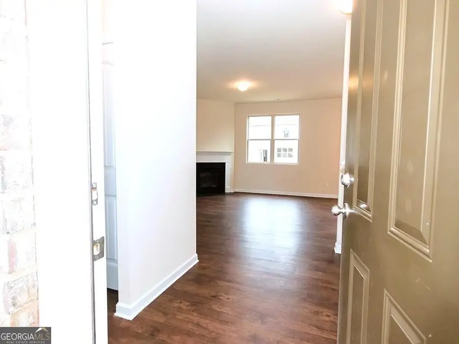 177 Valley View Circle, Dallas, GA 30132 - Image #2