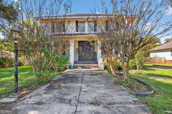 13 S Lumpkin Street, Hawkinsville, GA 31036