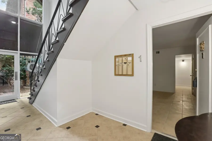 115 Biscayne Drive Nw #D1, Atlanta, GA 30309 - Image #3