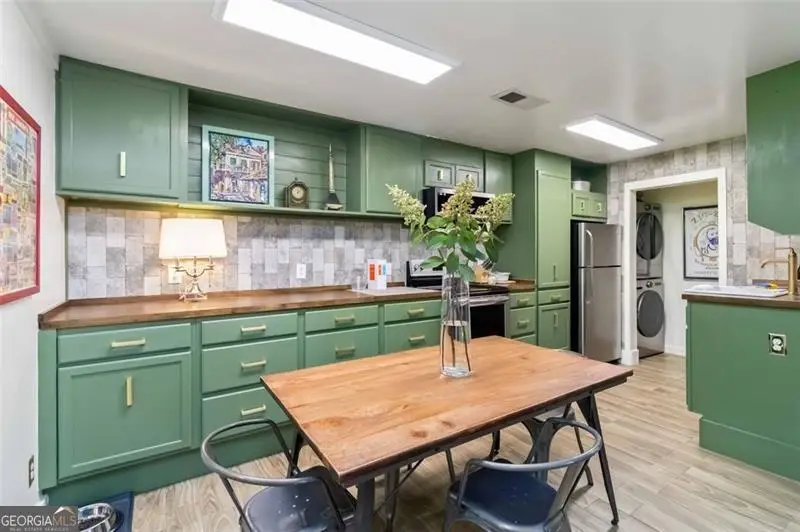 104 Granville Court #104, Atlanta, GA 30328 - Image #1