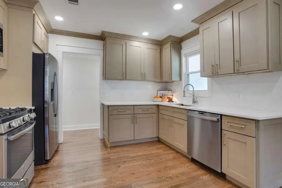 207 Walthall Street Nw, Marietta, GA 30064 - Image #3