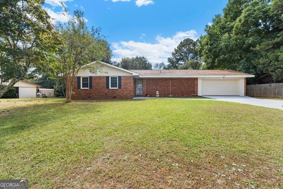 111 Avalon Drive, Warner Robins, GA 31088 - Image #1