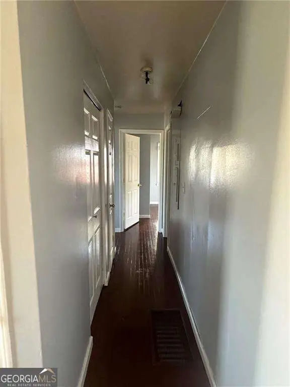 407 Hilltop Drive, Forest Park, GA 30297 - Image #3