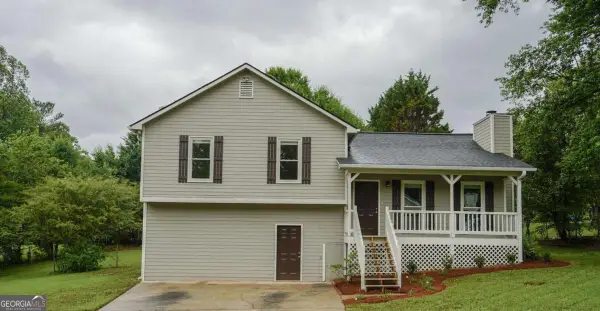 68 Sumer Lane S, Douglasville, GA 30134