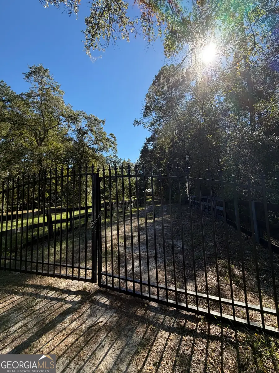 1621 St Marys River Bluff Road, Saint George, GA 31562 - Image #3