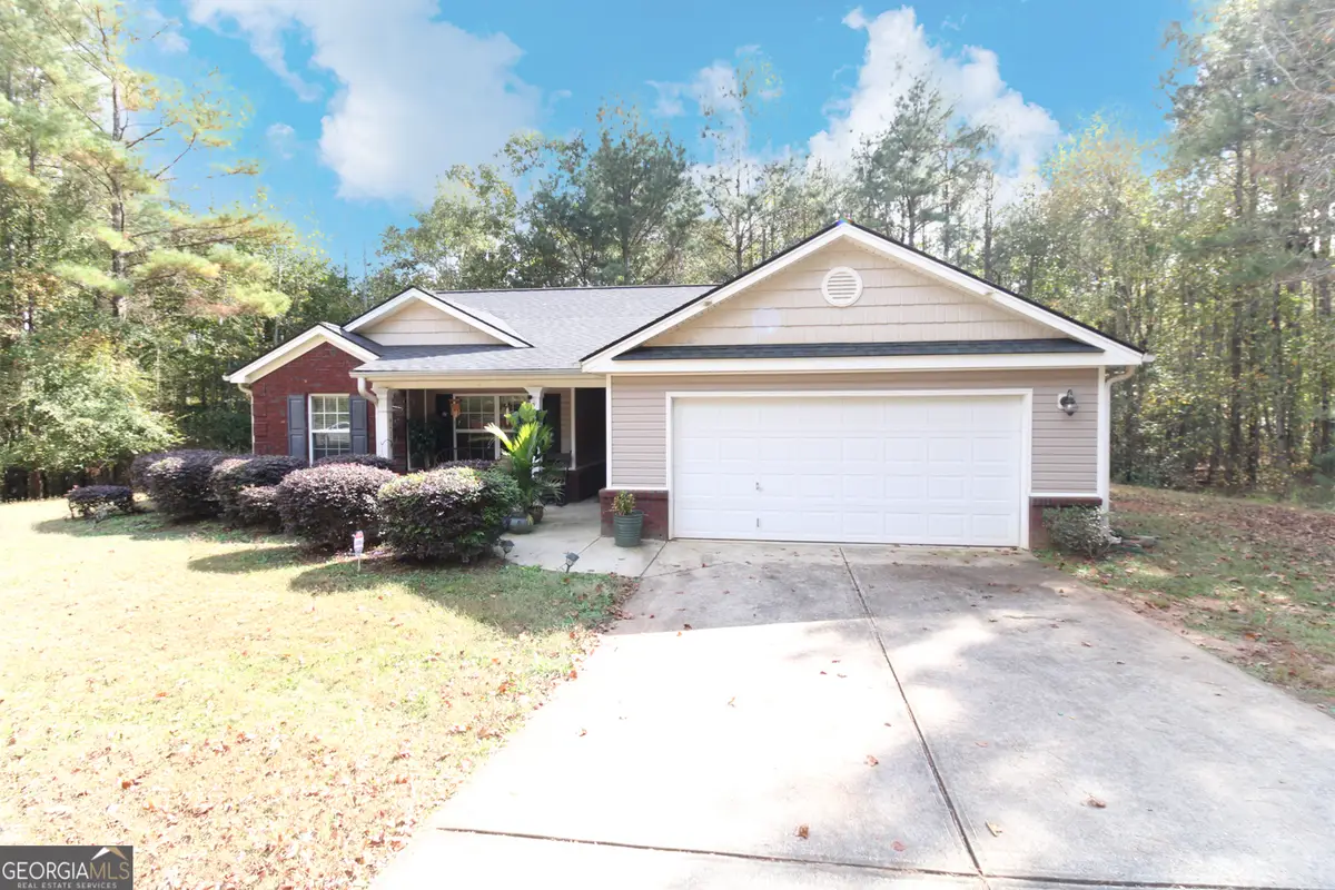 203 Pinewood Circle, Colbert, GA 30628 - Image #1