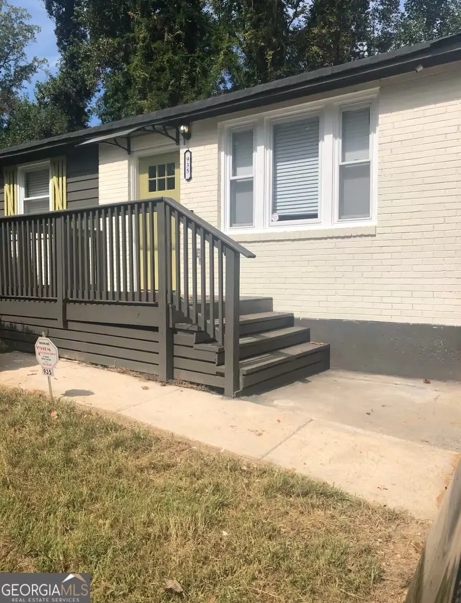 935 Fairburn Road Nw, Atlanta, GA 30331 - Image #2