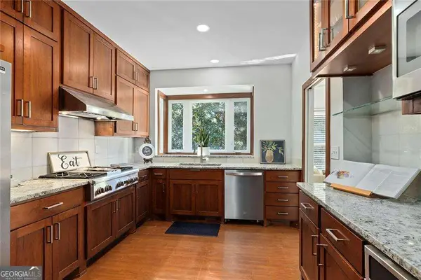 203 Ridley Lane, Decatur, GA 30030