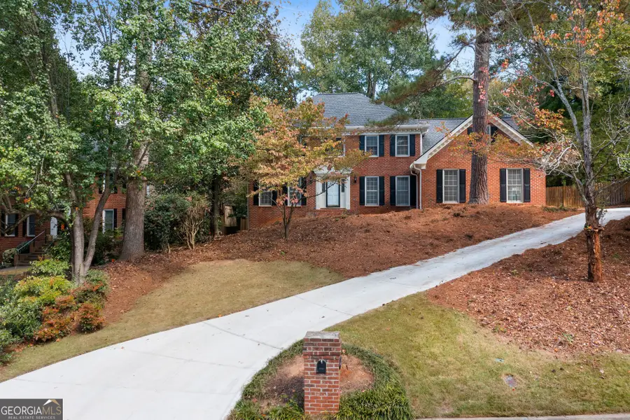 3057 Four Oaks Drive, Dunwoody, GA 30360 - Image #3