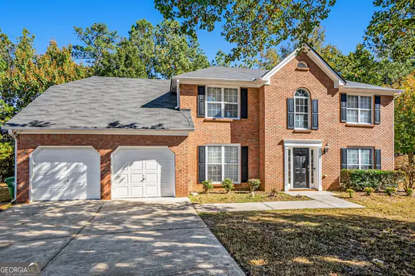 6885 Almont Cove, Stone Mountain, GA 30087