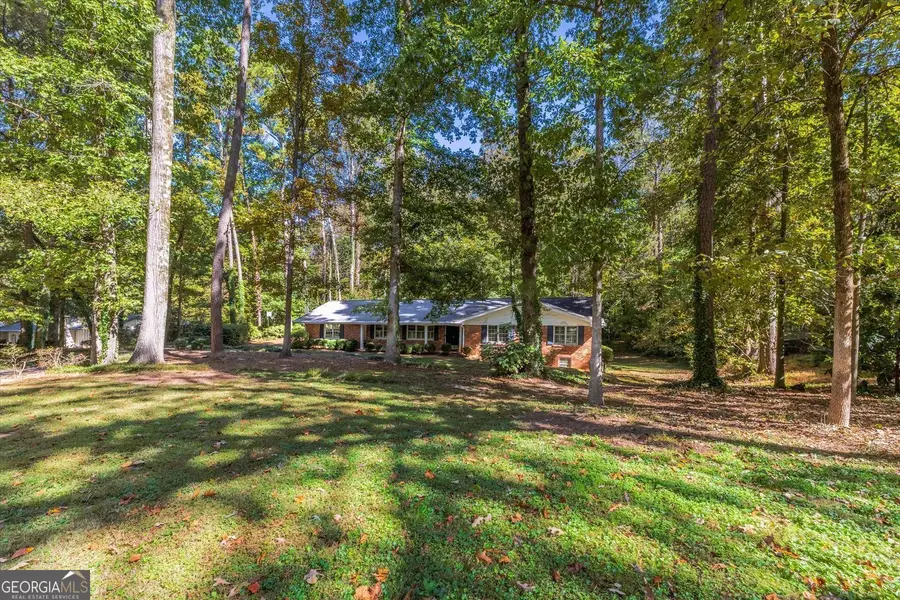 2350 Oxbow Circle, Stone Mountain, GA 30087 - Image #2
