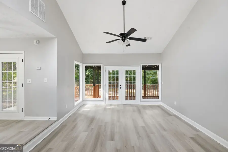 210 Rosewood Drive, Fayetteville, GA 30214 - Image #3