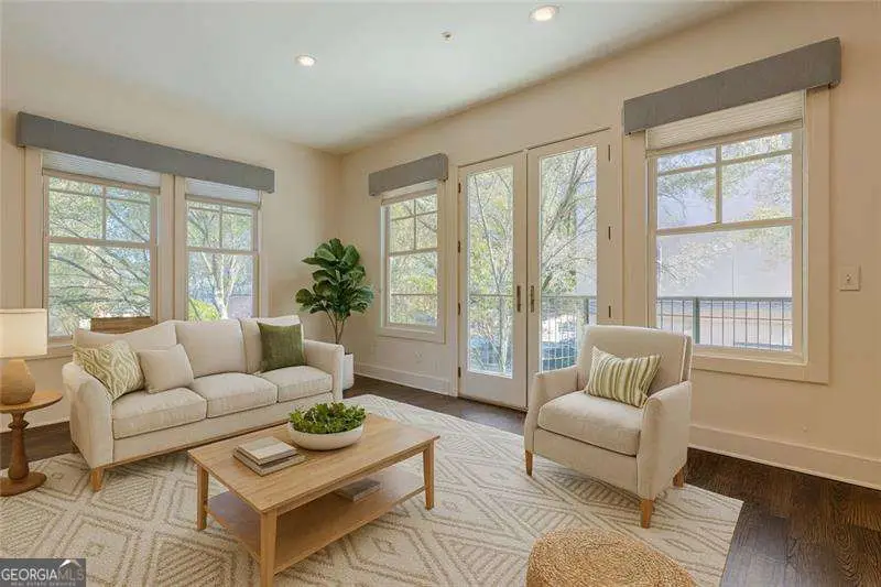 925 Garrett Street Se #215, Atlanta, GA 30316 - Image #2