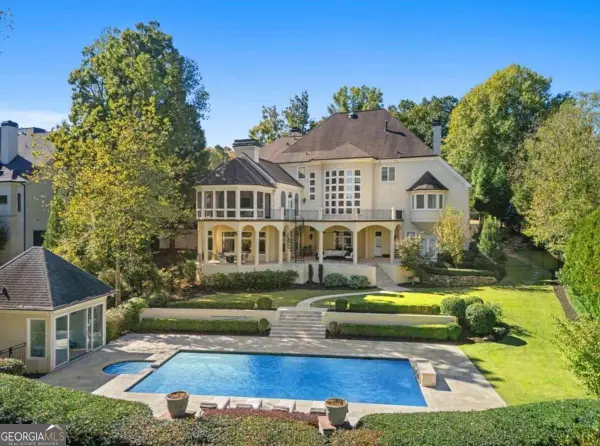 8870 Old Southwick Pass, Alpharetta, GA 30022