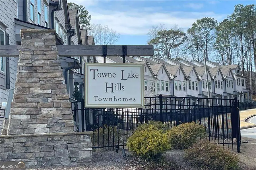 353 Vista Lane, Woodstock, GA 30189 - Image #2