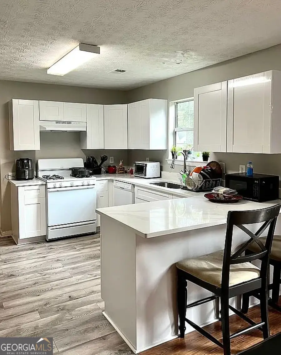 3267 Forrest Bluff Way, Lithonia, GA 30038 - Image #2