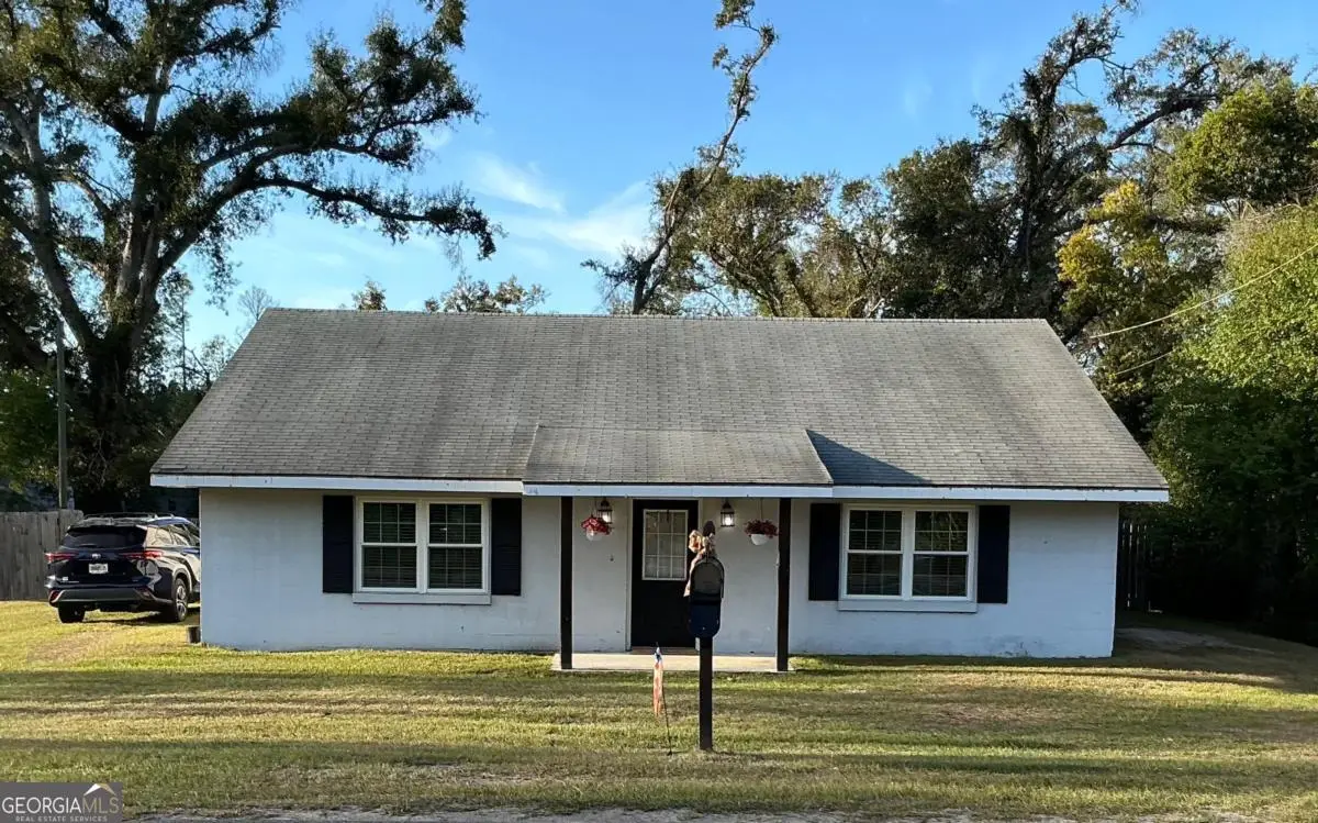 1017 Van Streat Highway, Nicholls, GA 31554 - Image #1