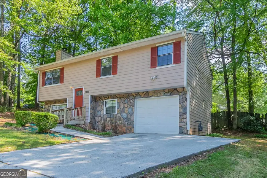 5723 Fieldstone Drive, Lithonia, GA 30038 - Image #2