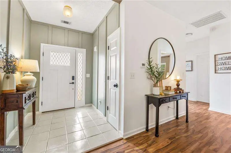 506 Charles Drive, Canton, GA 30115 - Image #3