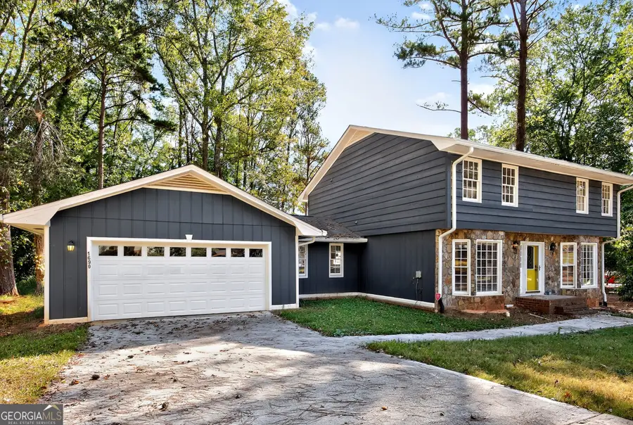 1690 Briarbend Court, Stone Mountain, GA 30088 - #2