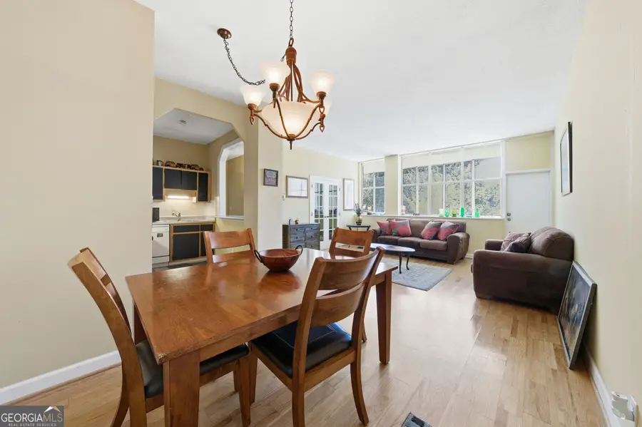 3060 Pharr Court North Nw #APT 223, Atlanta, GA 30305 - Image #3