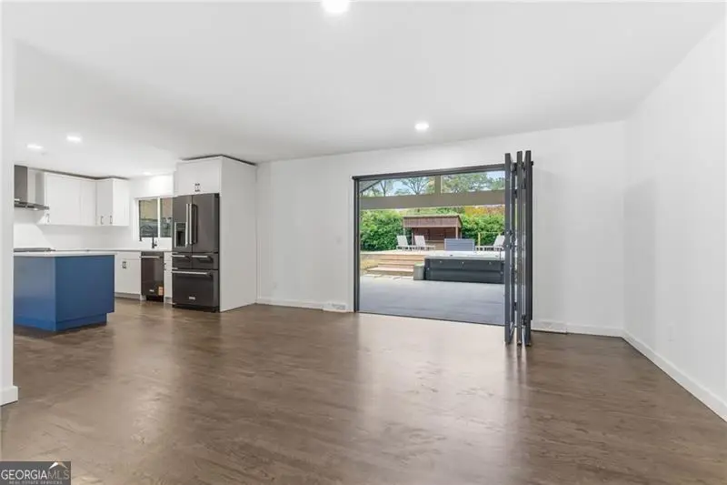 393 Chicopee Drive Ne, Marietta, GA 30060 - Image #3