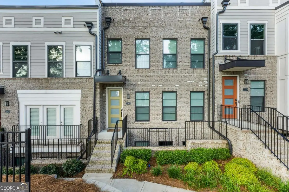 2161 Burnside Drive Nw, Atlanta, GA 30318 - Image #1
