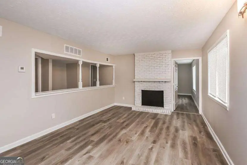 3814 N Camp Creek Parkway Sw, Atlanta, GA 30331 - #3