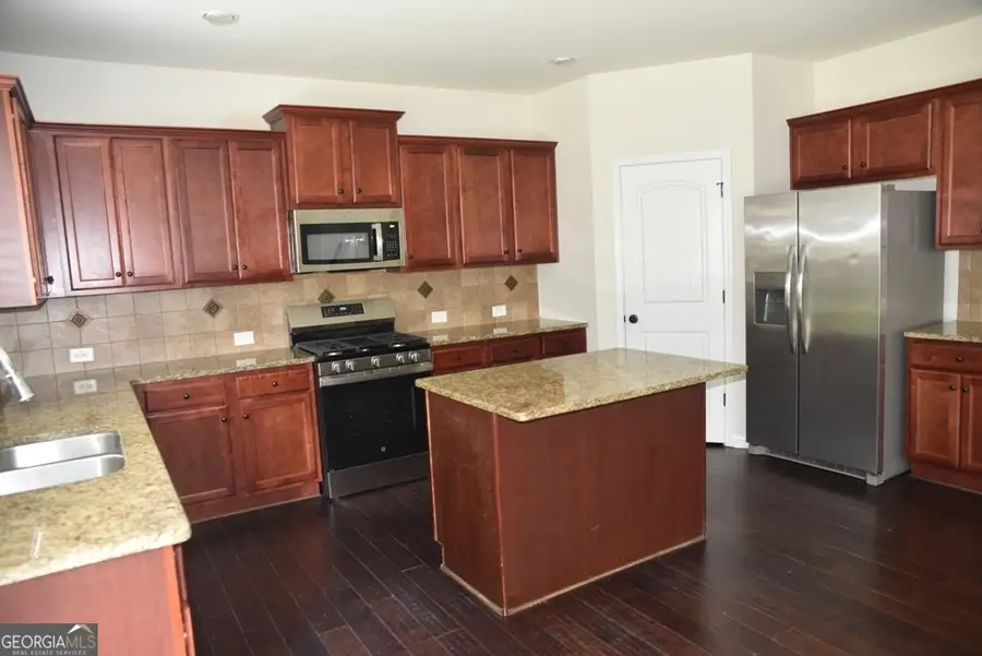 1365 Slate Bend Drive, Dacula, GA 30019 - Image #2