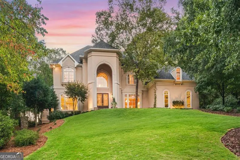 520 Chestnut Rose Lane, Sandy Springs, GA 30327 - Image #3