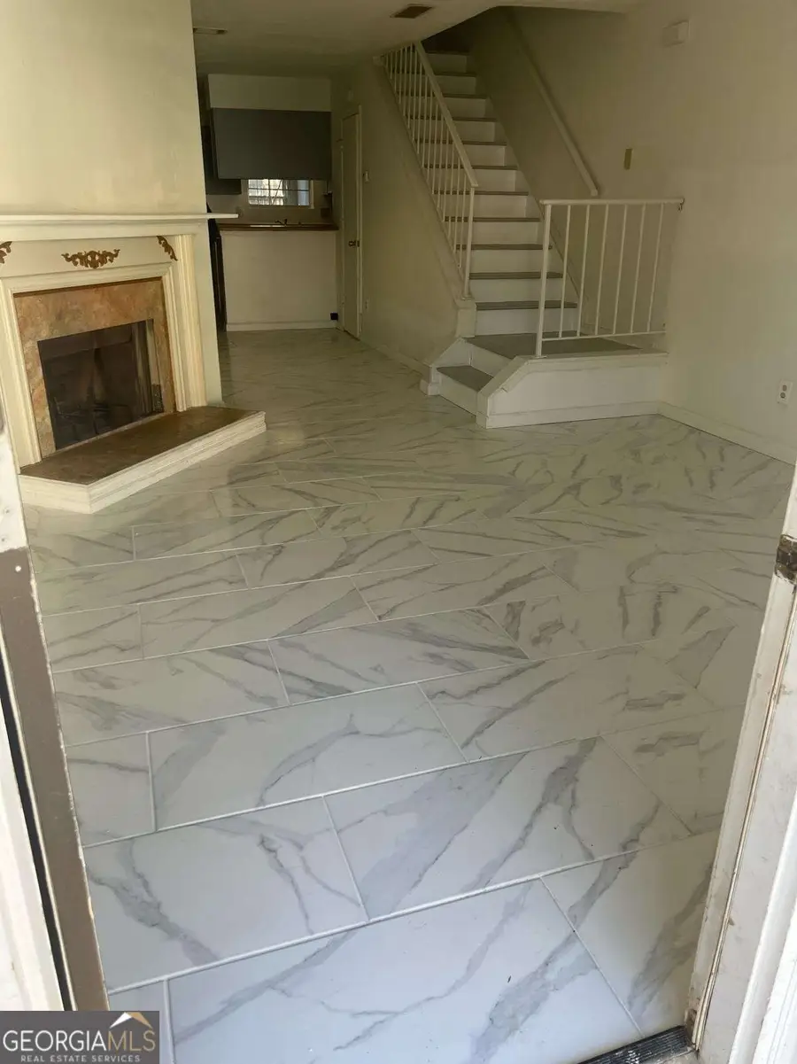 498 Prince Of Wales, Stone Mountain, GA 30083 - Image #2