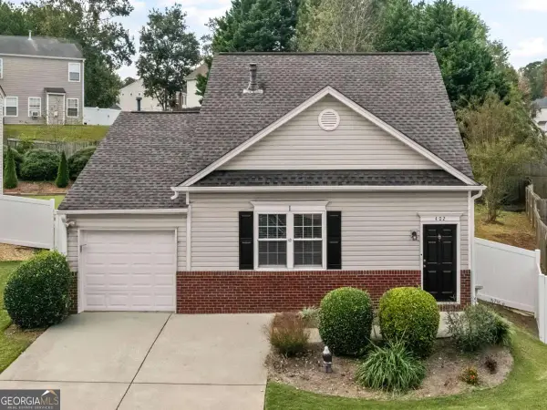 402 Royal Oak Drive, Acworth, GA 30102