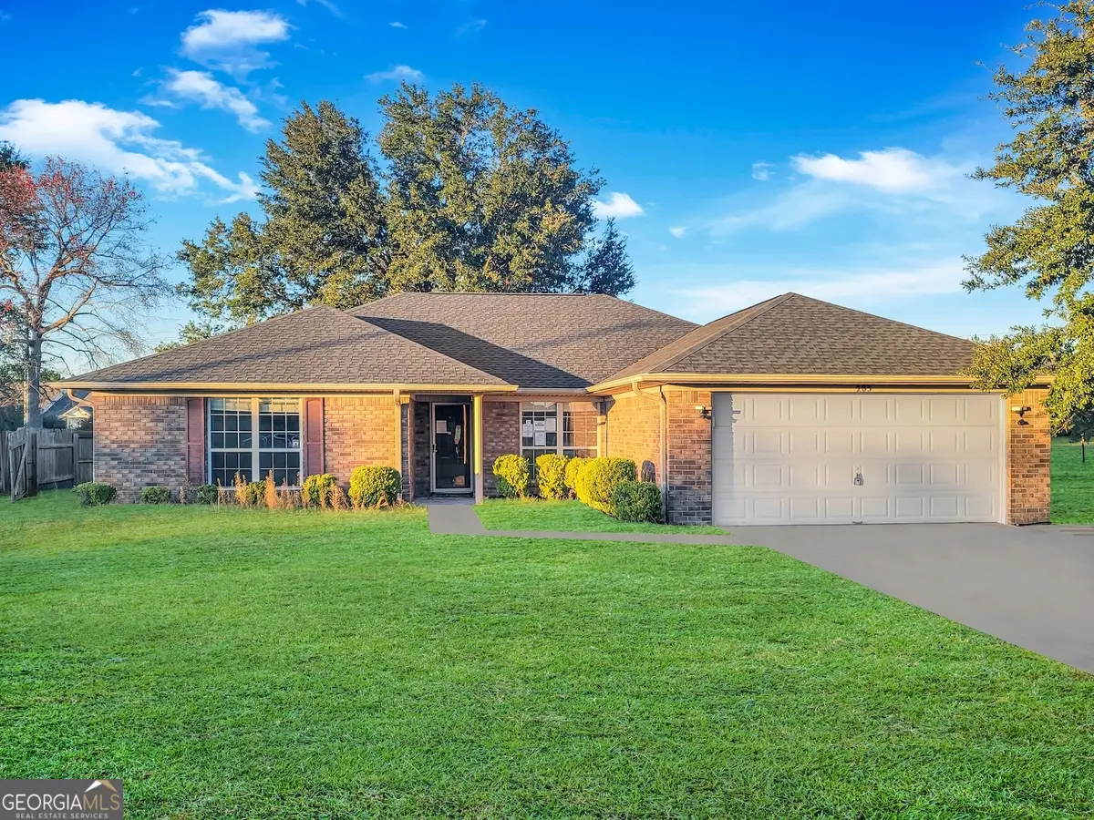 205 Bridgemont Way, Hinesville, GA 31313 - Image #1