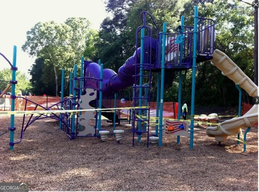 4941 Isle Royal Court, Stone Mountain, GA 30088 - Image #3