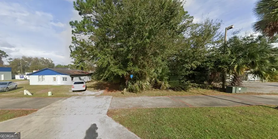 322 W Memorial West Drive, Hinesville, GA 31313 - Image #2