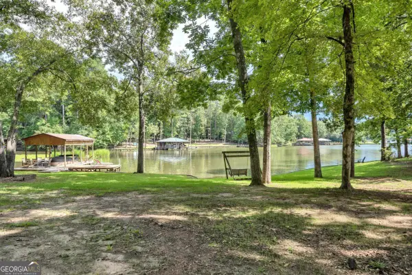 180 Dejarnette Road, Eatonton, GA 31024