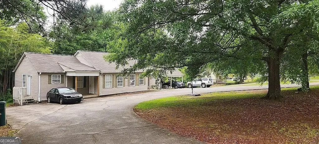 521 Adamson Avenue, Carrollton, GA 30117 - Image #1