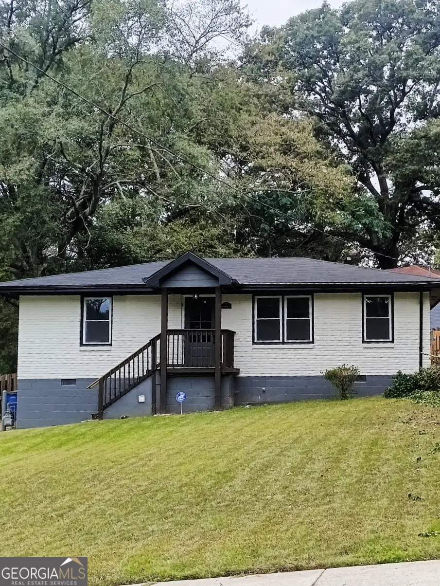 11 Oak Drive Sw, Atlanta, GA 30354 - Image #1