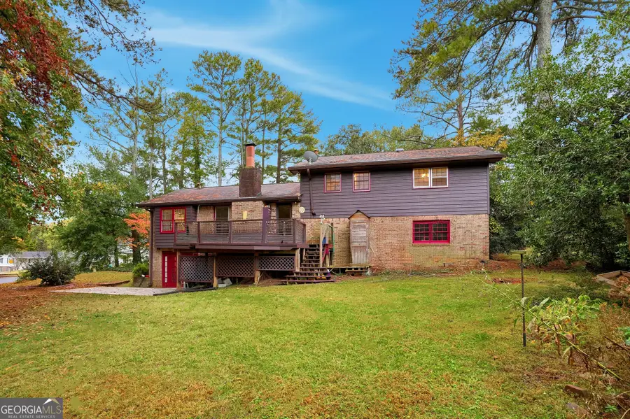 562 Gregg Drive Sw, Lilburn, GA 30047 - Image #2