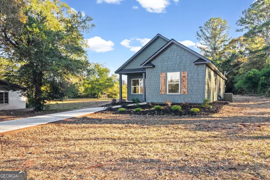 1018 E Mcintosh Road, Griffin, GA 30223 - Image #2