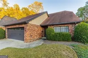 6 Westchester Square, Decatur, GA 30030